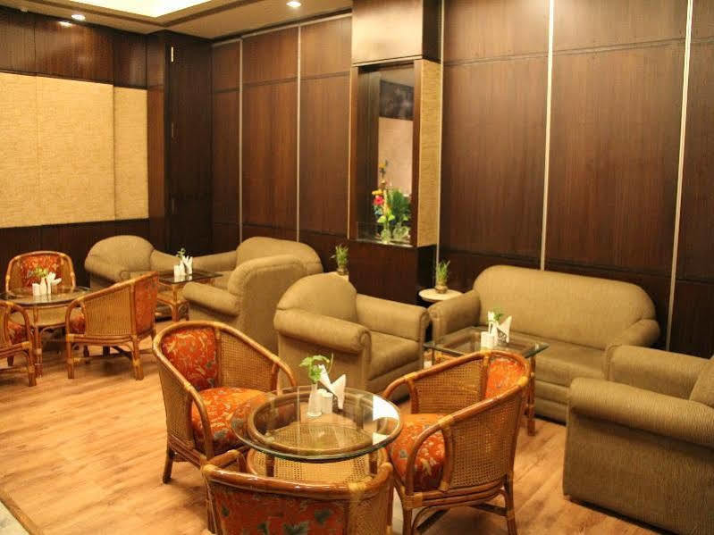 ซาวอย สวีทส์ นอยดา เดลี เอ็นซีอาร์ Hotel โนอิดา ภายนอก รูปภาพ